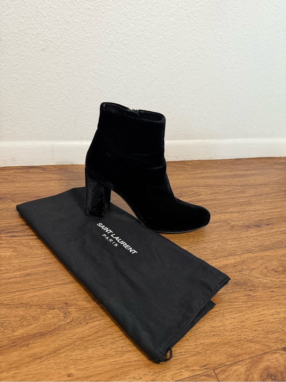 YSL Saint Laurent Velvet Ankle Boots Black Block Heel Booties EU 38 US 8 - Picture 7 of 10